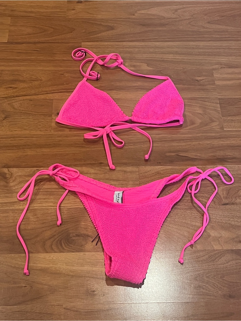 Bond-Eye NWOT Neon Pink Ingrid Triangle Bikini Set - One Size